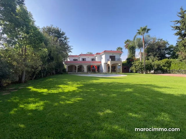 Villa usage habitation à louer Souissi Rabat — Rabat