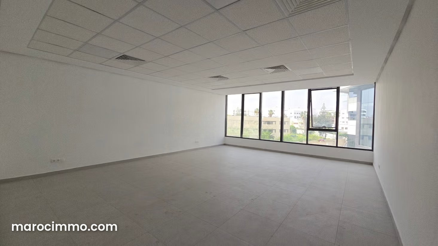 New 53 m² Office, Quartier des Hôpitaux, Casablanca — Casablanca