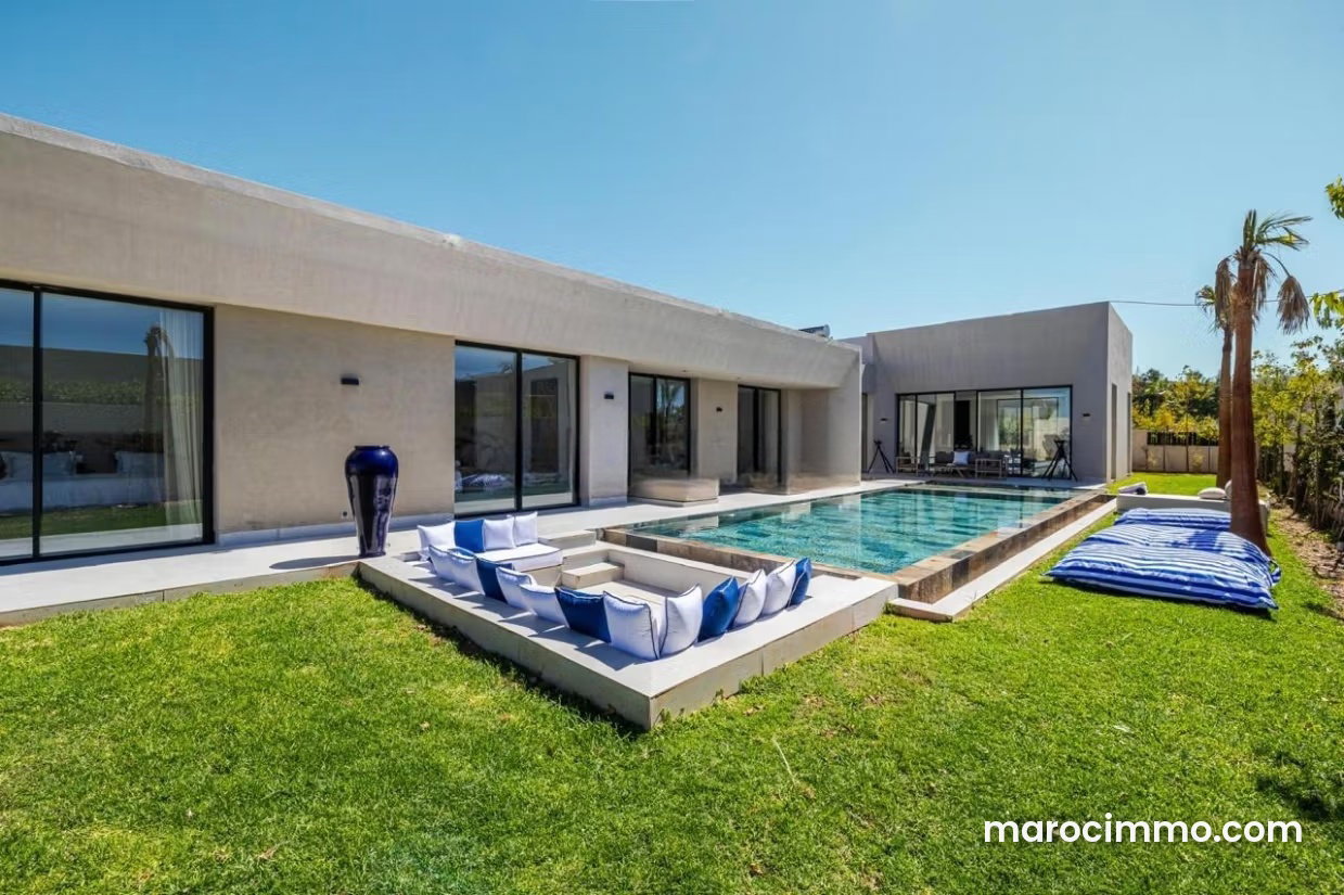 1,300 m² Villa with Pool and Garden, Amezmiz Road, Marrakech — Marrakesh