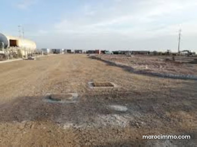 À vendre terrain à Sport City sur route de casa — 5