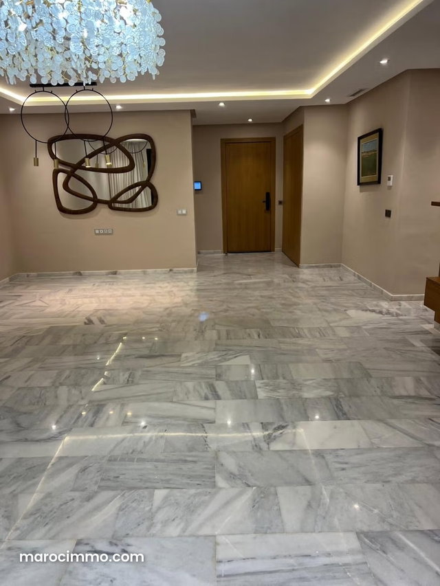 Superbe appartement 190 m² REZ DE JARDIN– Résidence 17 ZAER PARK EL Menzeh — 3