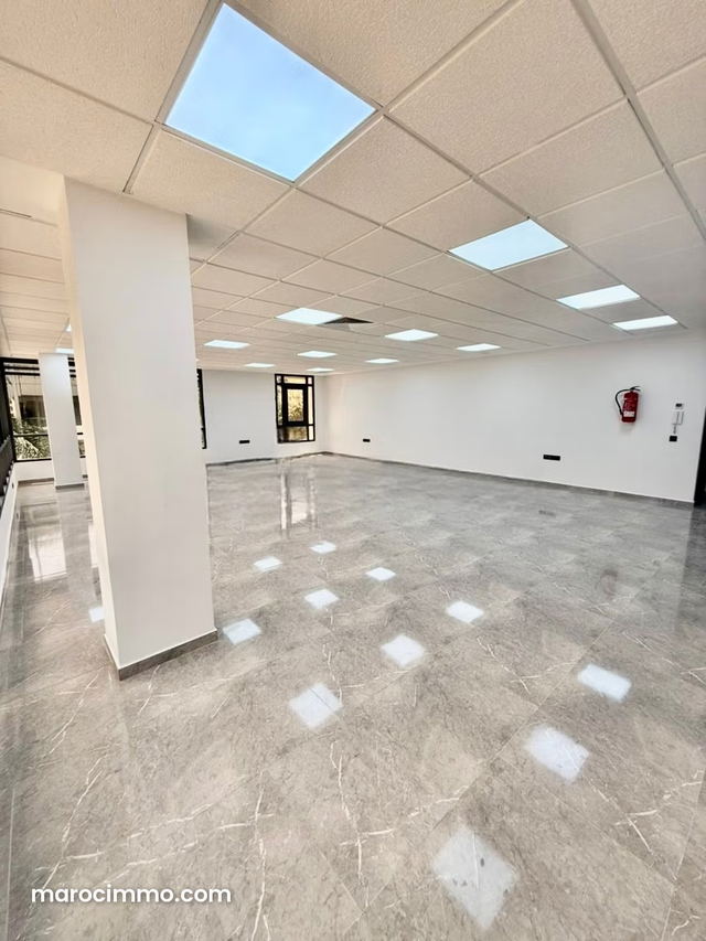Bureaux Neuf à Louer Oulad Mâta — Rabat