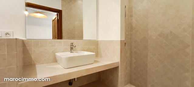 Riad FADILA rénové réquisition 84 m² Dabachi — 2