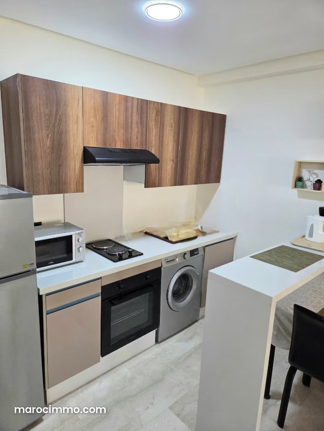 Appart. 1 chambre salon a 1 mn du lycee lyautey — 3