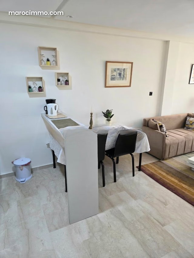 Appart. 1 chambre salon a 1 mn du lycee lyautey — 2