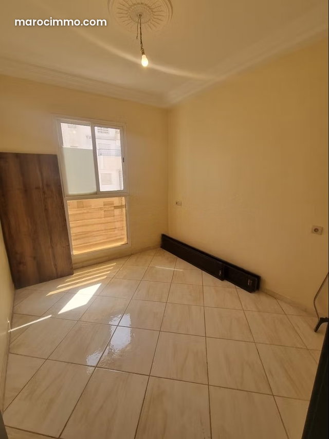 Vente d'un bel appartement à Hay Mohammadi. Superficie 50 m². Service de concierge et climatisation — 4