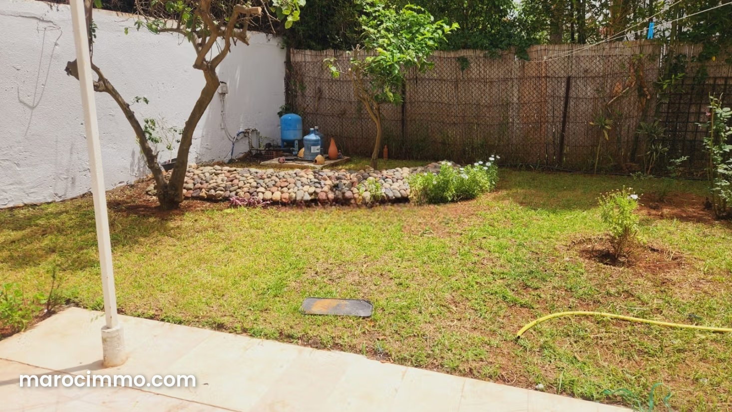 Villa for rent in C.I.L, Casablanca, with garden and fireplace — Casablanca