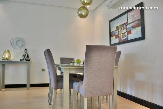 Luxurious 3-Bedroom Apartment in Prestigious Location — 5