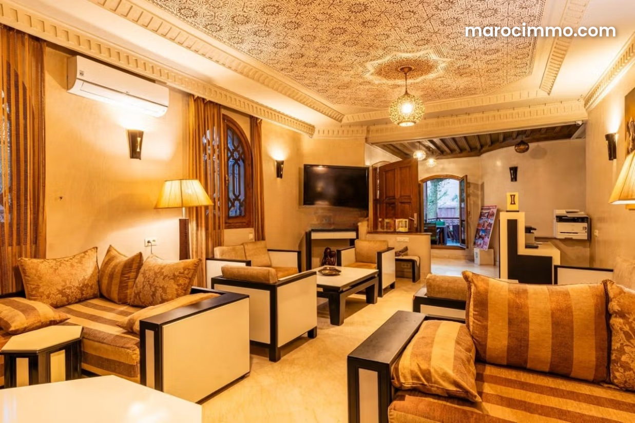 11-Suite Guesthouse Villa with Pool in Hay Targa, Marrakech — Marrakesh