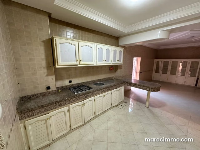 Villa à vendre 220 m² à Riad al Afaq — 4