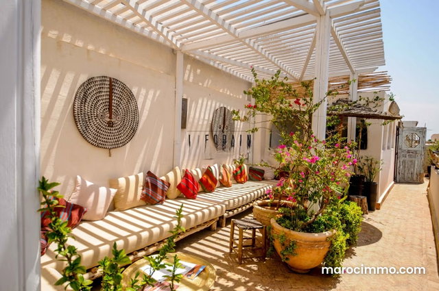 Rentable Hotel & Spa for Sale – Walls & Funds — 2