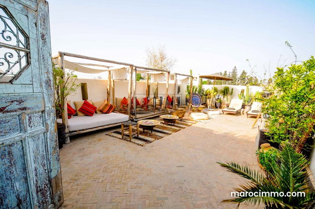 Rentable Hotel & Spa for Sale – Walls & Funds — 5