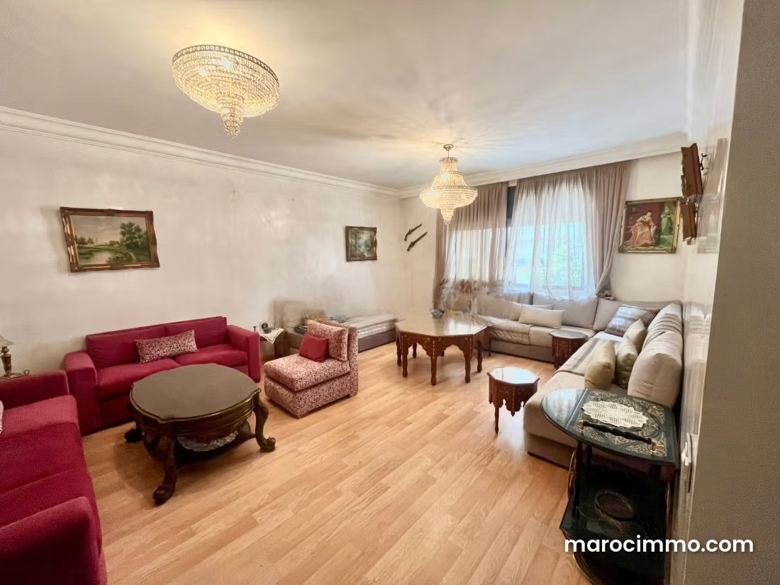Appartement 138 m² rénové avec terrasse, Gauthier, Casablanca — Casablanca