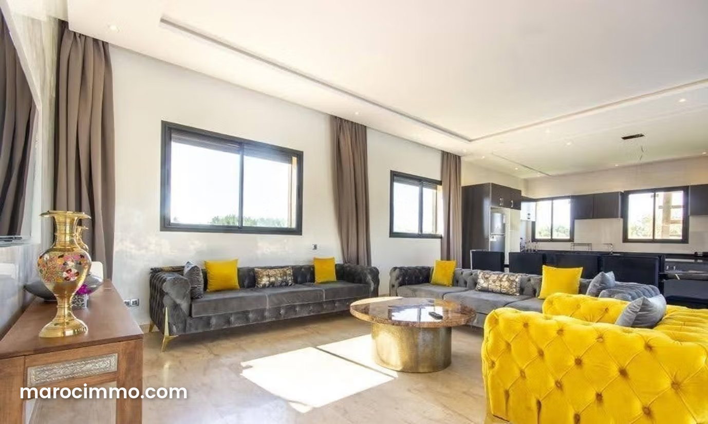 278 sqm Villa, 5 Bedrooms, Heated Pool, Ouarzazate Road — Marrakesh
