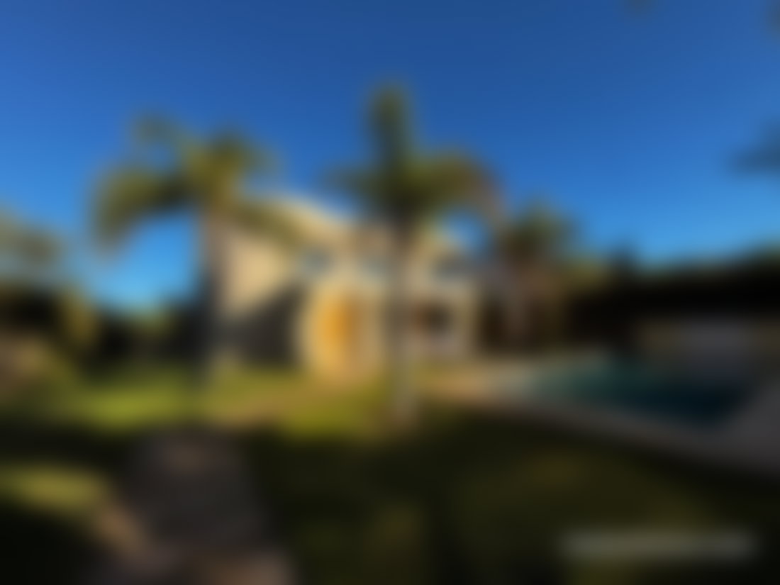 Villa 400 m², jardin et piscine, vue Atlas, Route de Ouarzazate