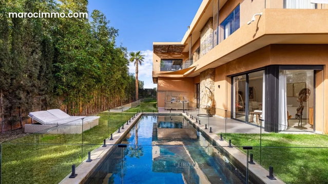 Magnifique villa dans un golf — 2