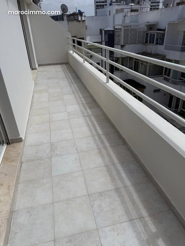 Appartement d'exception rénové de 220 m² — 3