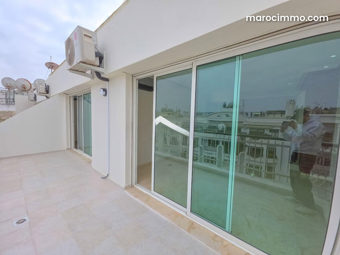 220 sqm Apartment with Terrace, Racine, Casablanca — Casablanca