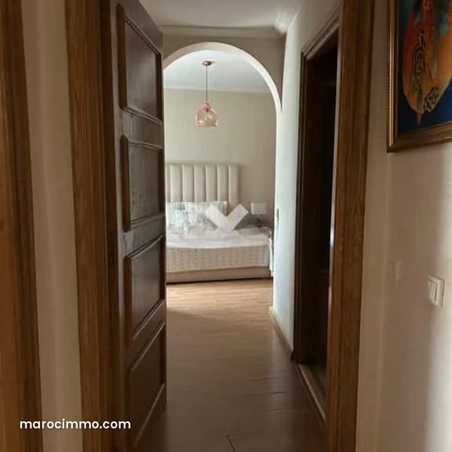 Appartement à Vendre de 223.0 m² à Casablanca, Ain Diab — 2