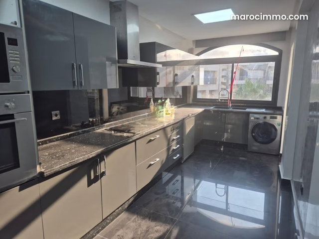 Apartment for Sale in Triangle d'Or — 2