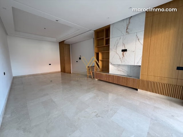 Appartement rez de jardin en location à dar bouazza — 3