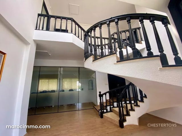 Villa Bureaux refaite à neuf, à vendre à Hay Riad — Rabat
