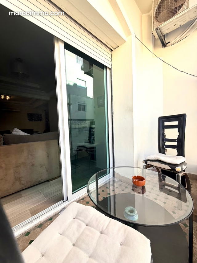 Vend appartement à Les princesses. 3 chambres — Casablanca