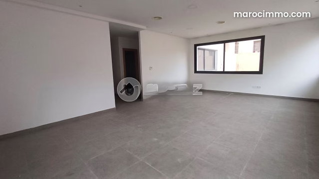 Bureau à louer 72 m² Les Hôpitaux Casablanca — 2