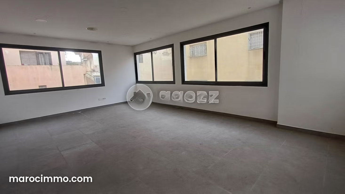 Bureau 72 m² à louer Quartier des Hôpitaux Casablanca — Casablanca