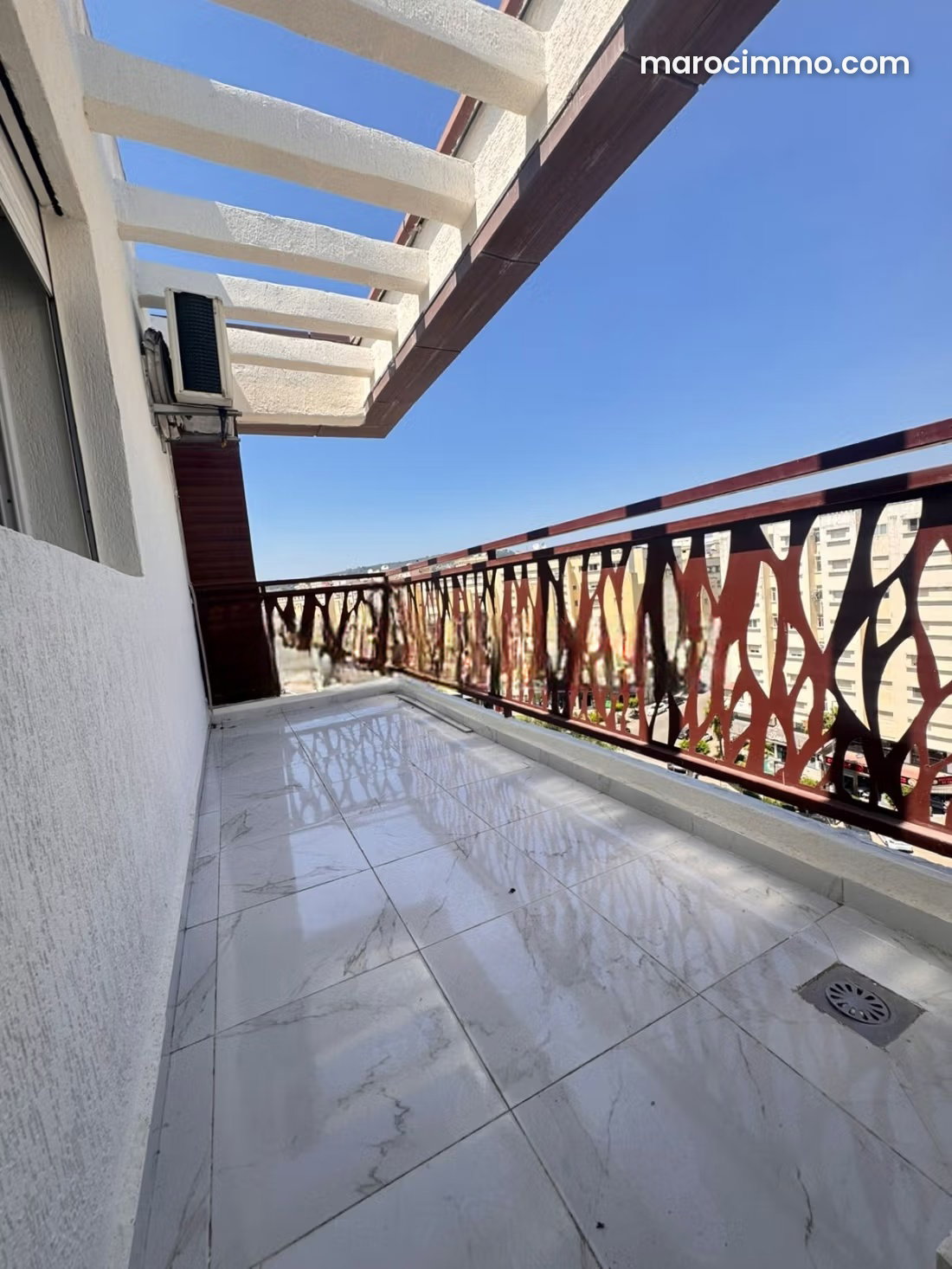 Appartement 130 m², 3 chambres, meublé avec terrasse, Mesnana, Tanger — Tanger