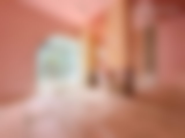محل تجاري بواجهة مميزة للكراء في حي الرياض بالرباط — 3