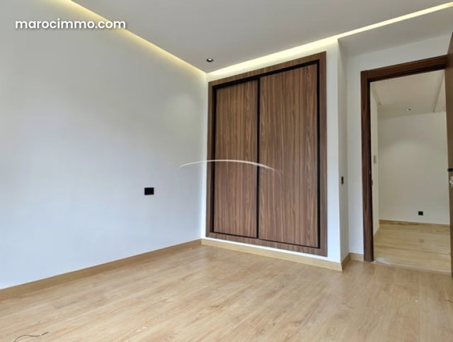 Studio neuf à louer sur Belvédère 52 m² — 5