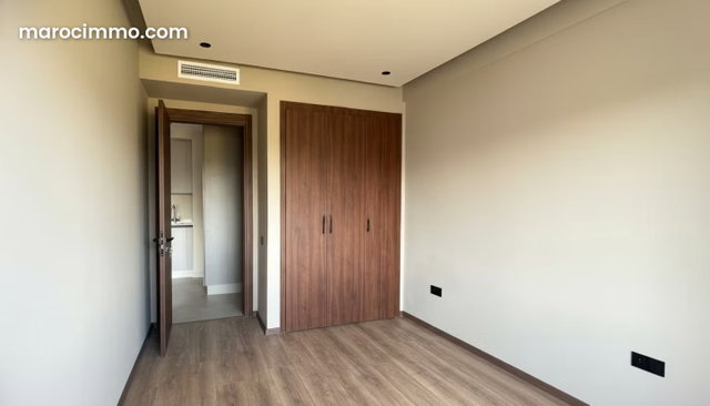 Studio neuf haut standing de 49 m² à louer à Les Rivera – Casablanca — 4
