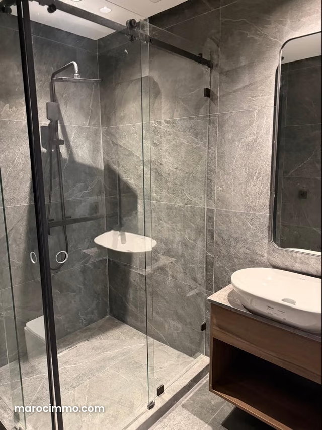 Agréable Appartement très luxueux en vente neuf de 2 chambres et 2 salles de bain au centre ville Gueliz — 5