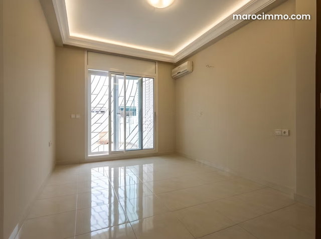 Apartment for rent in Agdal Avenue Atlas 2 bedrooms terrace 4th floor elevator garage — 4