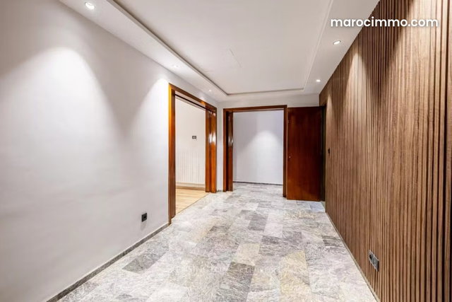 Bel appartement moderne à louer Avenue Med 6 — 4