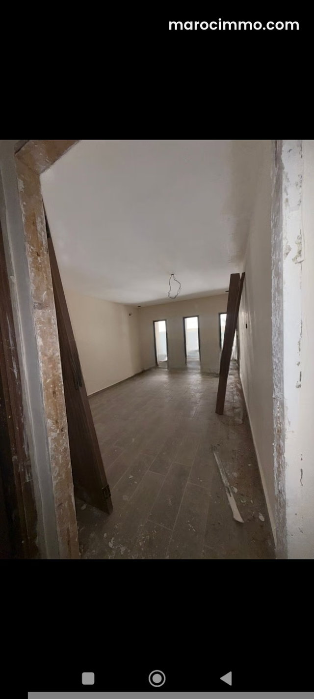 A SAISIR, Bel appartement à vendre à Ain Mezouar. 3 belles chambres. Avec ascenseur et terrasse — 2