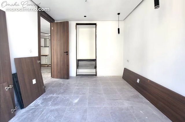 Studio Neuf 42m 2è étg Balcon garage titré Palmier — 4
