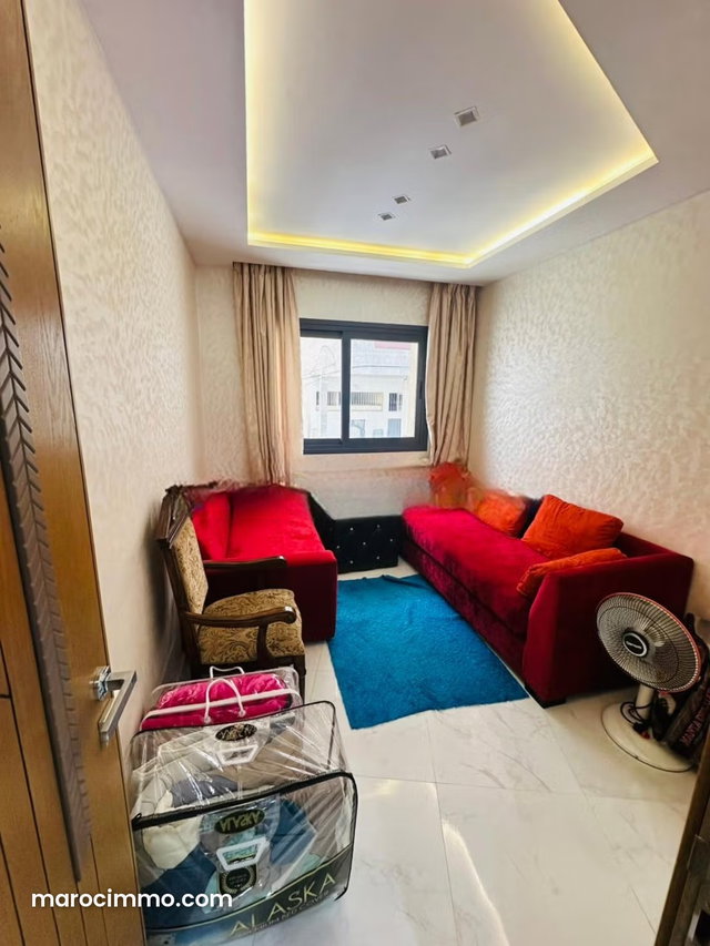 Appartement à vendre – 80 m² – 2 chambres — 3