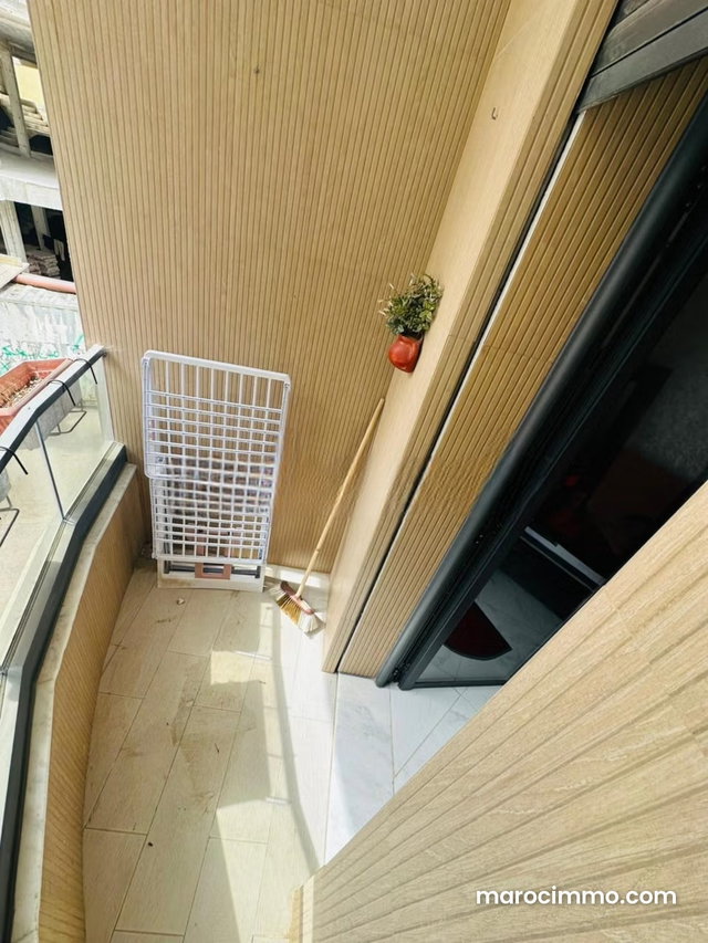 Appartement à vendre – 80 m² – 2 chambres — 5