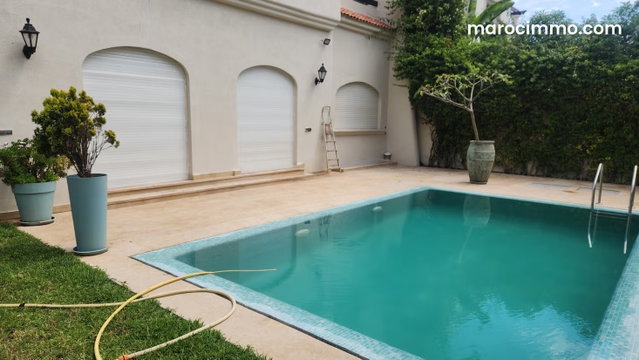Superbe villa à la location à Ain diab — 5
