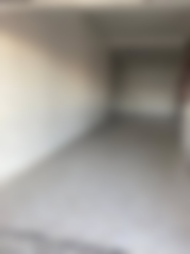 Local commercial 100 m², Jirari, Tanger, emplacement central — 2