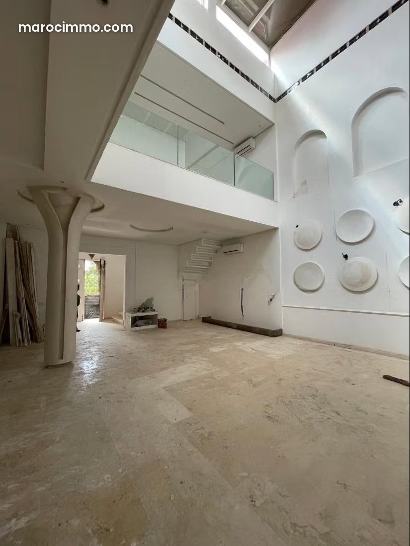 375 sqm villa with pool for sale, Route d'Amezmiz, Marrakech — Marrakesh