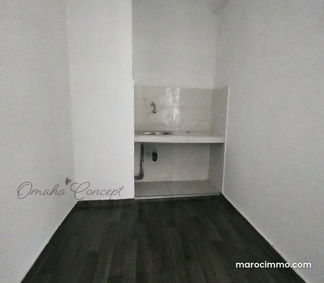 Bureau sur Boulevard 114m2 4 pièces 1er étg Maarif — 3
