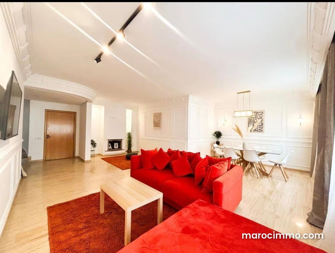 184 sqm Furnished 3-Bedroom Apartment, Gauthier, Casablanca — Casablanca