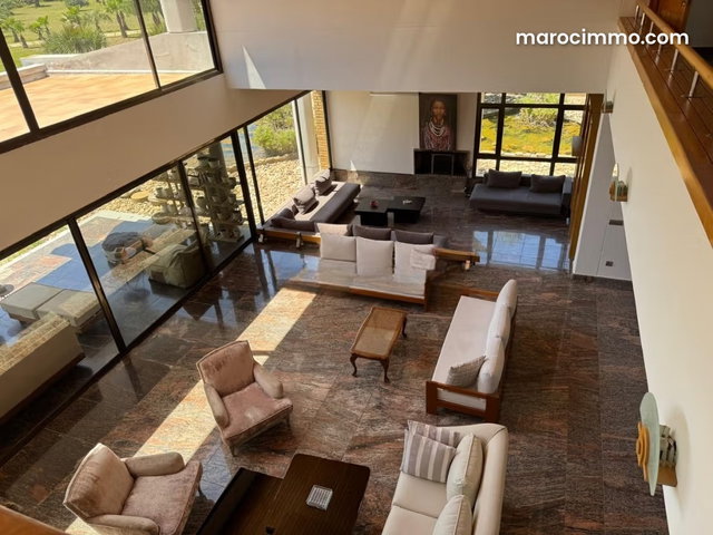 A vendre à Labissa une belle villa d'architecte — 2