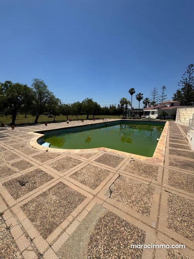A vendre à Labissa une belle villa d'architecte — 3