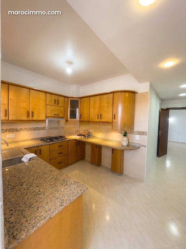 Beautifully renovated apartment, located 6 minutes walk from Ibn Tachfin center and 15 minutes from Voyageurs train station — 3