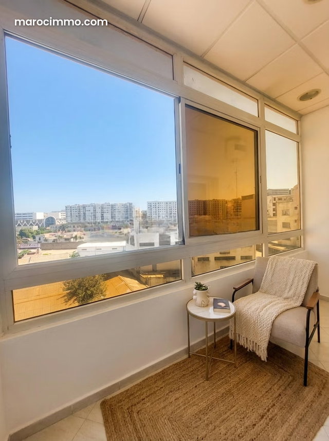 Beautifully renovated apartment, located 6 minutes walk from Ibn Tachfin center and 15 minutes from Voyageurs train station — 4