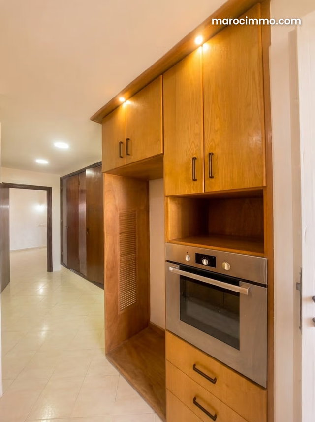 Beautifully renovated apartment, located 6 minutes walk from Ibn Tachfin center and 15 minutes from Voyageurs train station — 2